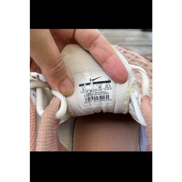 Nike Women Air Zoom Prestige Sneakers - Picture 14 of 16